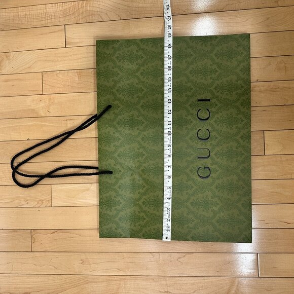GUCCI Large Size Paper Shopping Bag - Picture 5 of 7